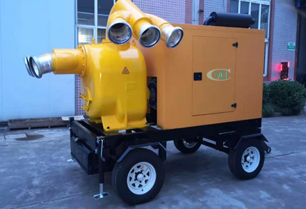 內(nèi)澇積水不用怕，移動(dòng)泵車(chē)來(lái)幫忙